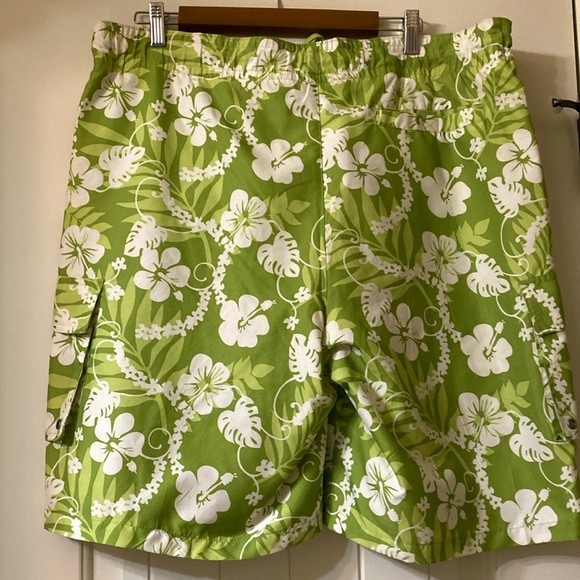 Men’s Large Red Camel Swim Trunks - Picture 3 of 5